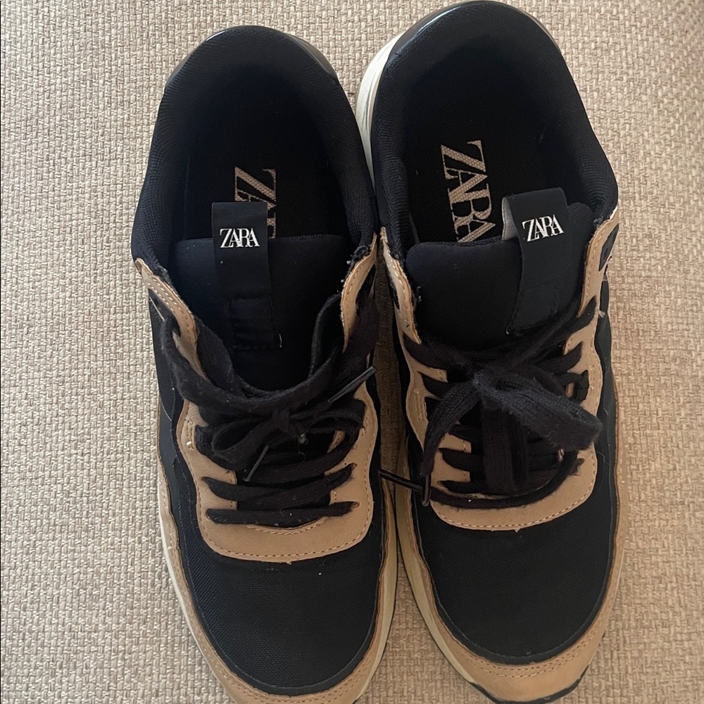 Zara Black and Tan Women's Sneakers - Picture 3 of 6